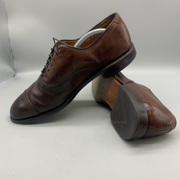 Allen Edmonds Other - Allen Edmonds "PARK AVENUE" Cap-Toe Oxfords 10.5 D Mahogany Made in USA